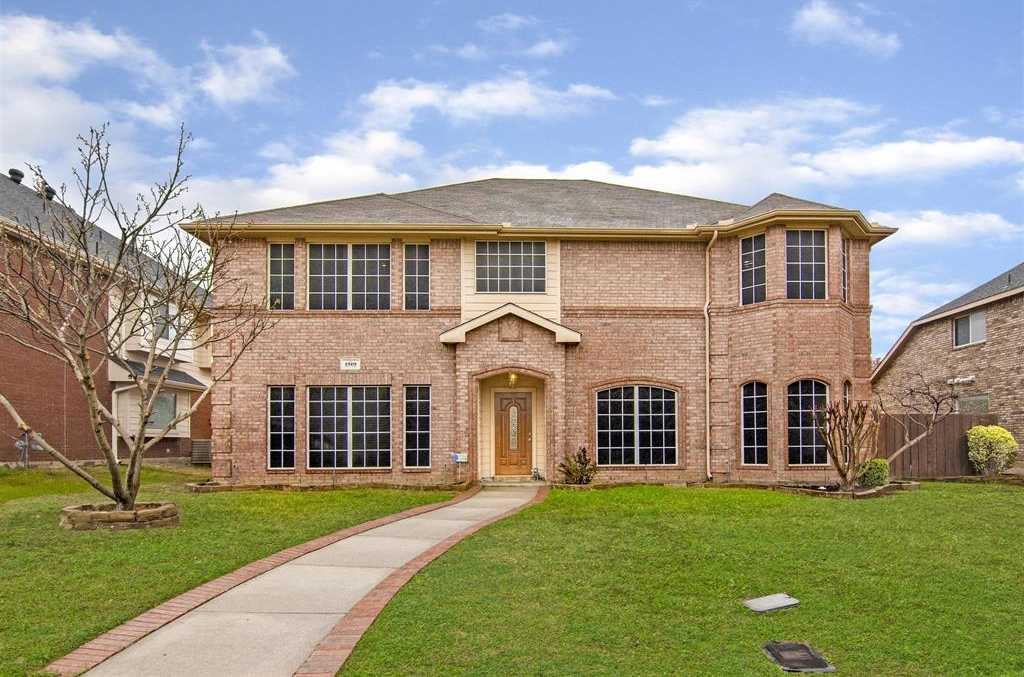 Photo of 1519 Snow Trail, Lewisville, TX 75077